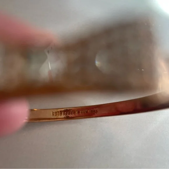 Kate Spade ♠️ Rose Gold Bow Bracelet - Picture 4 of 8